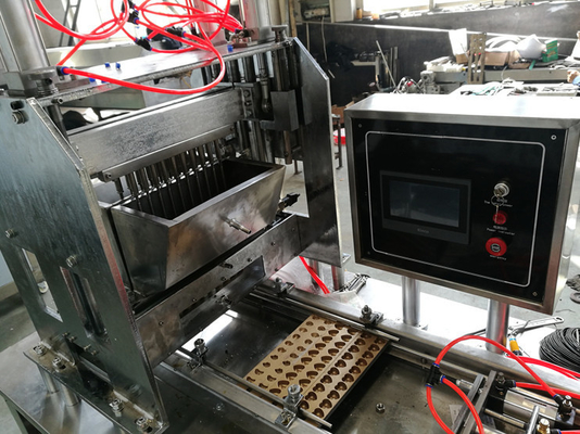 1900x980x1700MM Depositore di caramelle gommose completamente automatico per le esigenze del cliente