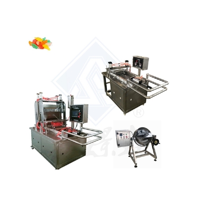 Alta produttività Colorato Rotondo Quadrato Candy Gummy Machine gelatina Candy Making Machine