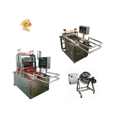500 kg vari Ananas Cherry Soft Candy Maker Macchine per caramelle gommose 1900*900*1620mm