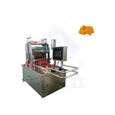 Funzionalità della macchina di deposito 500 kg Cheese Mango Soft Candy Maker Gummy Candy Making Machine