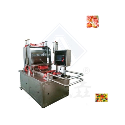 Funzionalità della macchina di deposito 500 kg Cheese Mango Soft Candy Maker Gummy Candy Making Machine