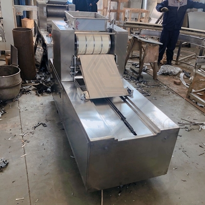 Macchina di produzione di cioccolato a caramelle di gelatina dura e morbida professionale per la produzione di caramelle